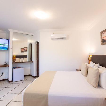 Duro Beach Hotel Cumbuco Kültér fotó